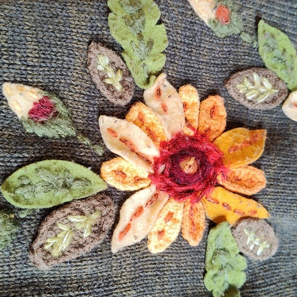 Stitches in time fall foower sweater - Picture 3 of 6